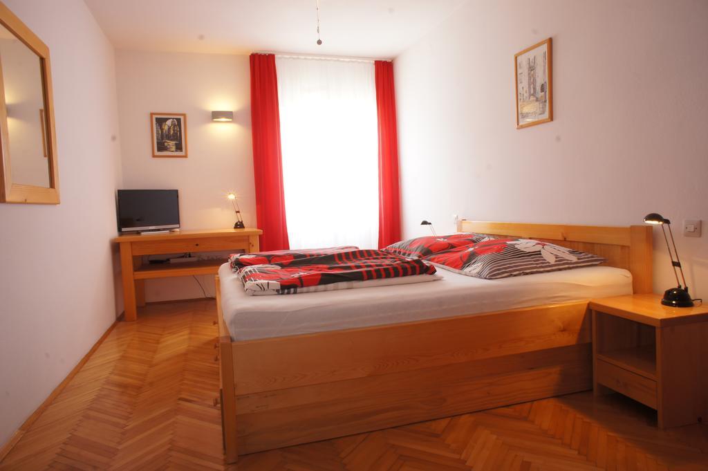 Apartments Segedin Zrnovo Eksteriør billede
