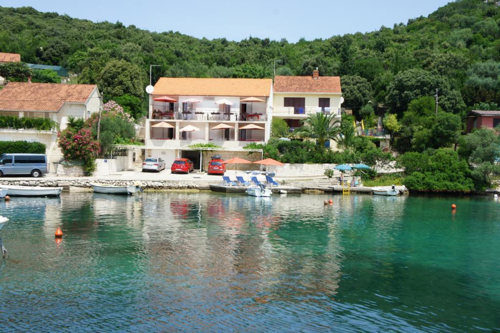 Apartments Segedin Zrnovo Eksteriør billede